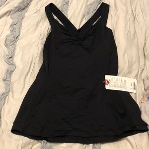 Lululemon core kicker tank (NWT)